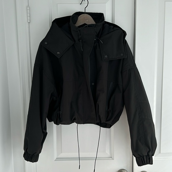 Zara Windbreaker - Picture 1 of 2